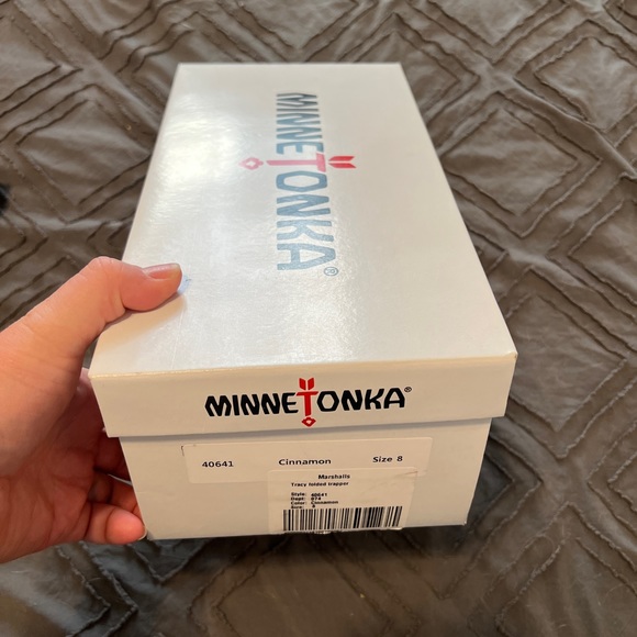 New Minnetonka moccasins - Picture 3 of 4